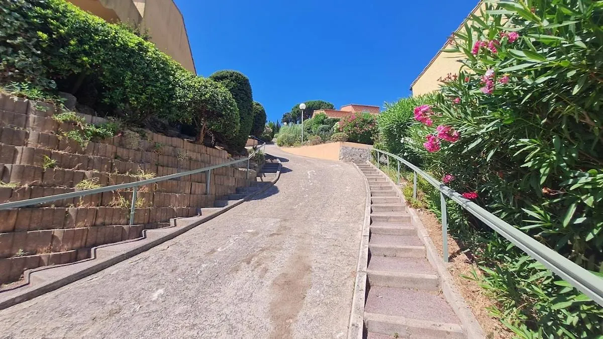 Apartbleuazur - Bel Appartement Renove Piscine & Vue Mer Cavalaire-sur-Mer France