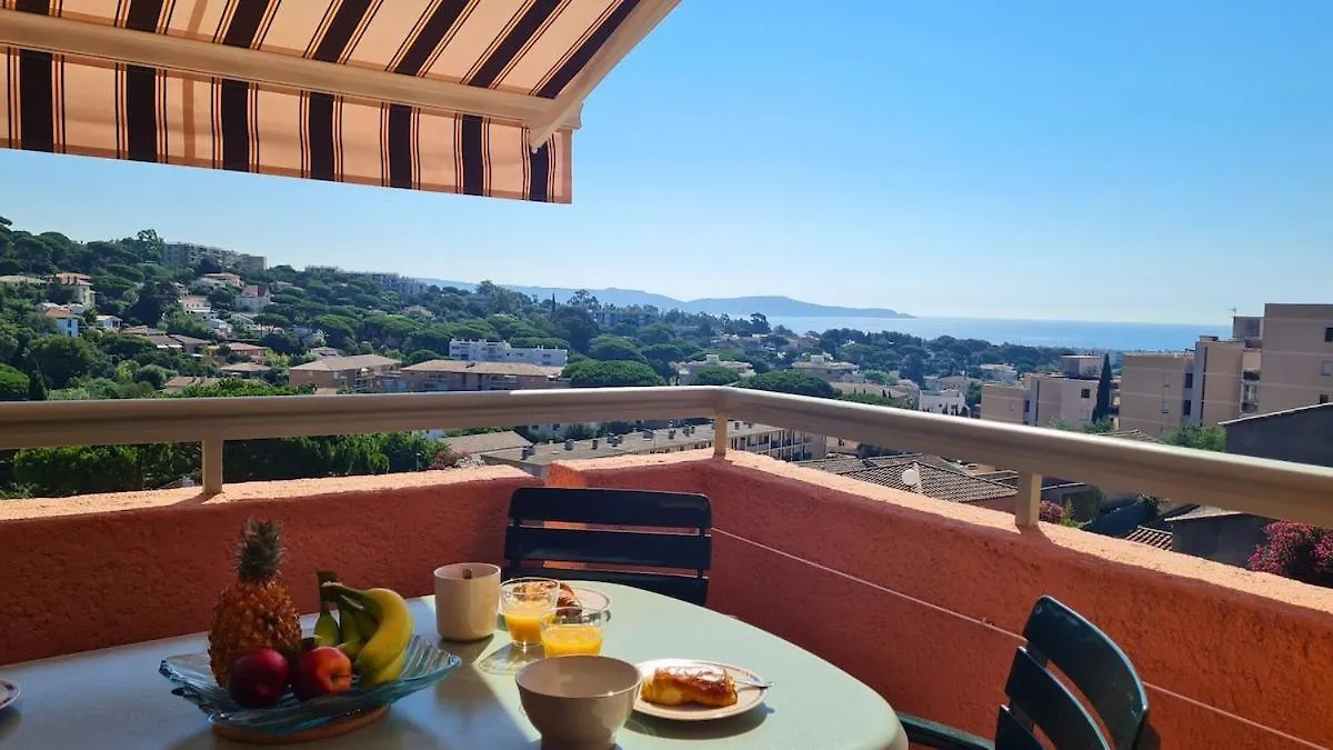 Apartbleuazur - Bel Appartement Renove Piscine & Vue Mer Cavalaire-sur-Mer Apartment